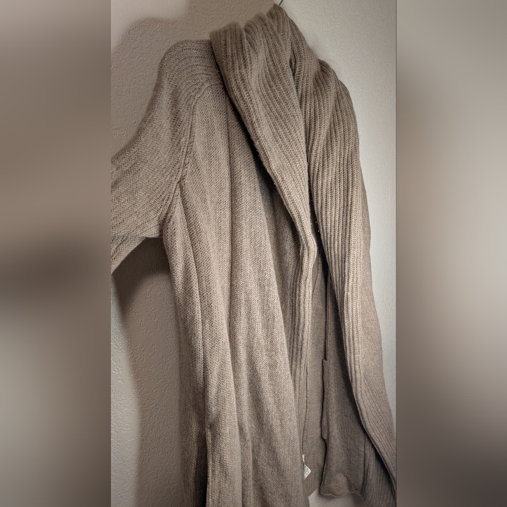 VINCE Wool/Yak Blend Sweater - Picture 9 of 9